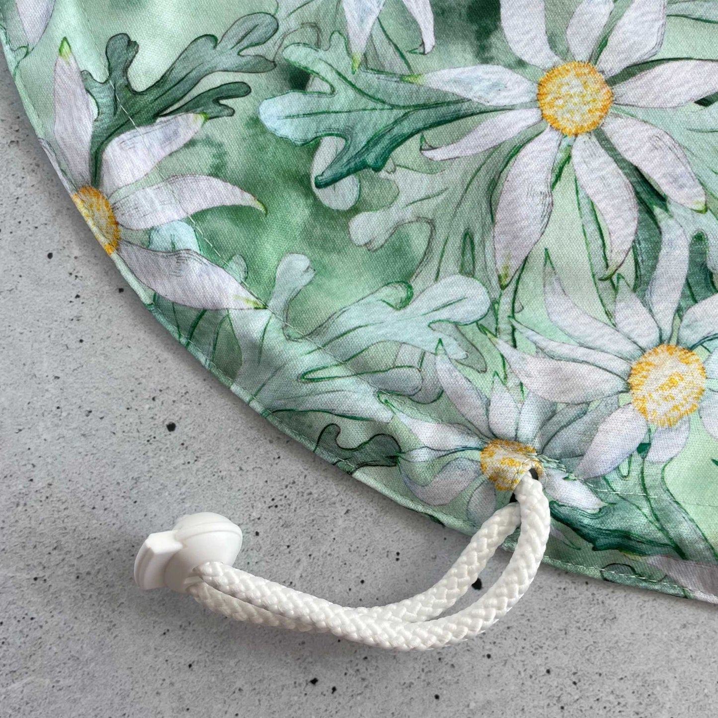 XL Bowl Cover - Flannel Flower